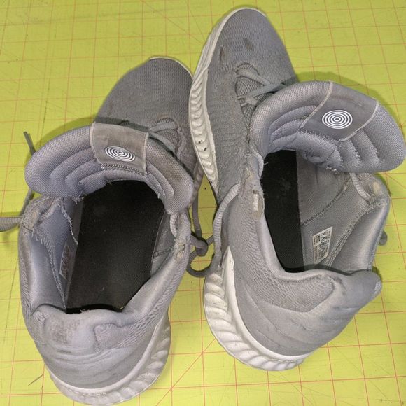 adidas Shoes Adidas Ccpbcf Mens Basketball Shoes Size 9 Woven